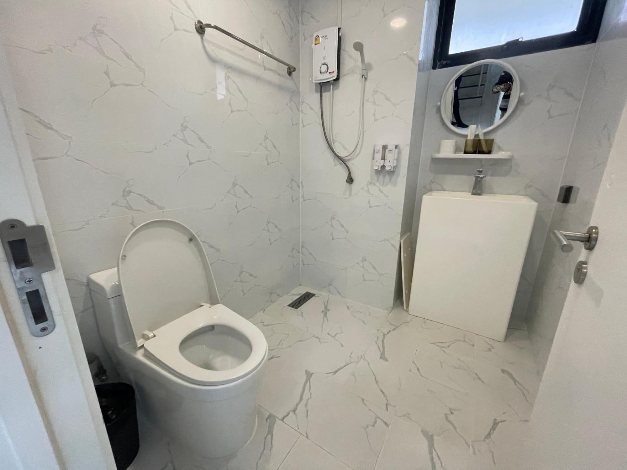 Palm Apartment *